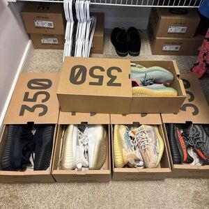 Yeezy Boost 350 Lot